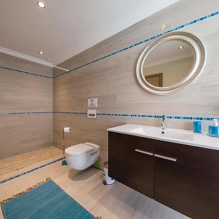 Casa Oliveiras - Olive Tree